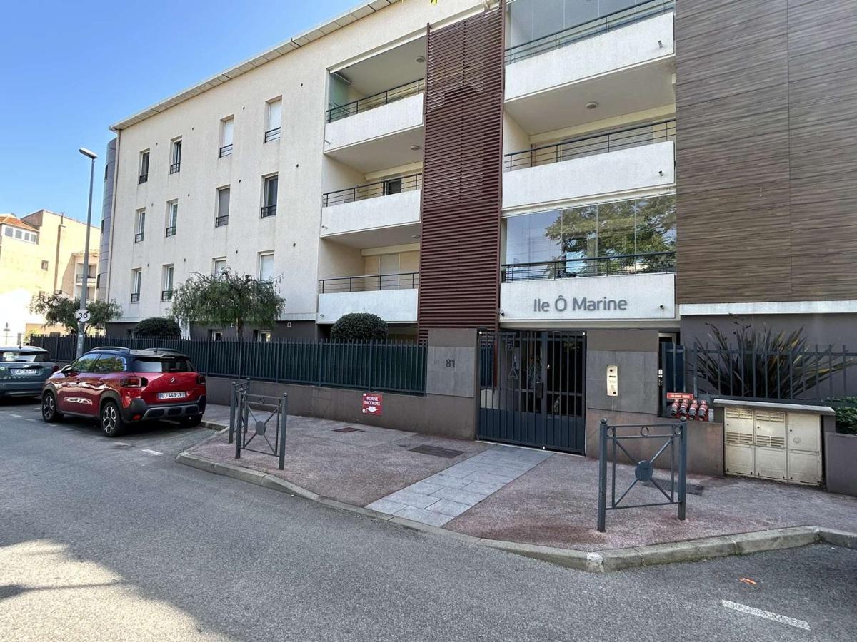 Spacieux 3 Pieces Avec Terrasse, Piscine Et Garage, A 2 Pas De La Plage - Saint Raphael - Fr-1-226A-274 Экстерьер фото