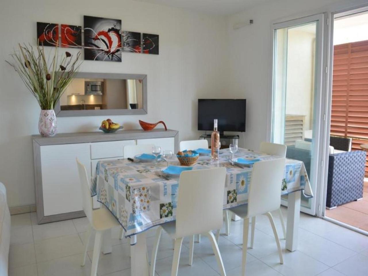 Spacieux 3 Pieces Avec Terrasse, Piscine Et Garage, A 2 Pas De La Plage - Saint Raphael - Fr-1-226A-274 Экстерьер фото